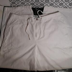 Izod sz 8 beach capri white